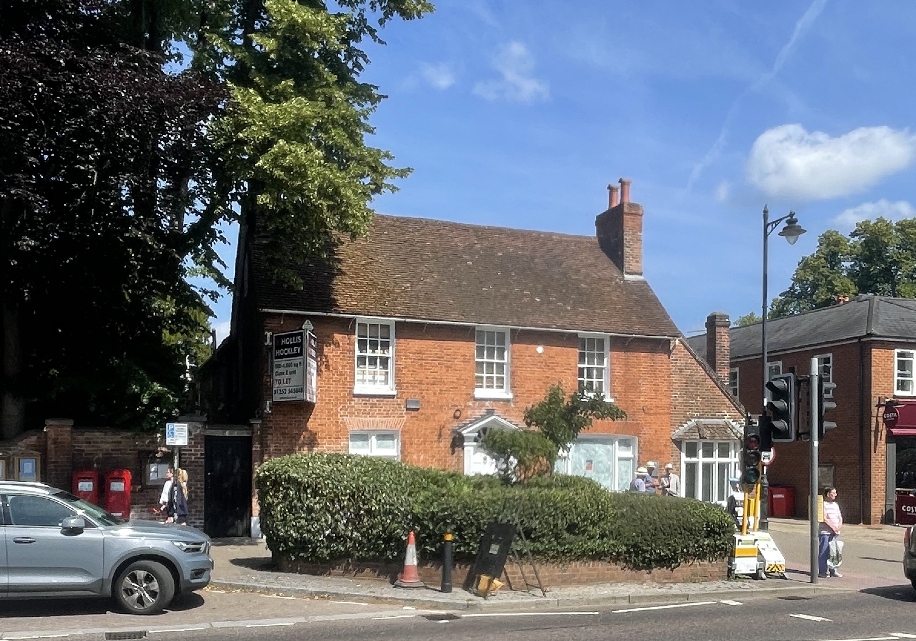 TITAN Property Awards Winner: Bank House - Hartley Wintney