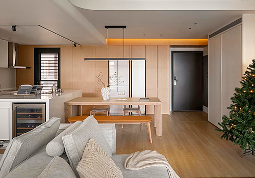 TITAN Property Awards Winner: 《 A Wooden Abode of Gentle Light 》