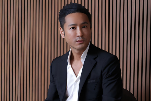Interview with Jonathan Eav